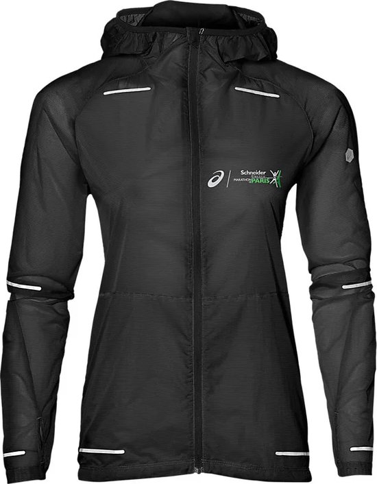 Zwarte, lichtgewicht hardloopjack met capuchon, reflecterende details en Asics-logo.
