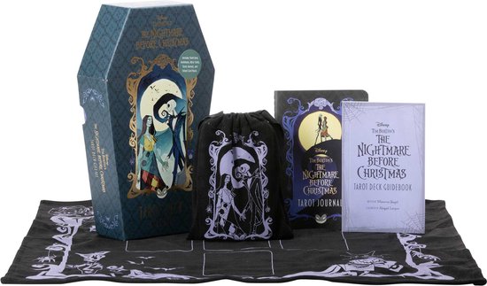 The Nightmare Before Christmas tarot deck gift set in kistvormige verpakking, met tarotdoek, stoffen tasje, tarot notitieboek en gidsboek.