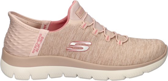 Roze Skechers sneaker met 'SKECHERS Slip-ins' logo op de zijkant en een gevormde hak.