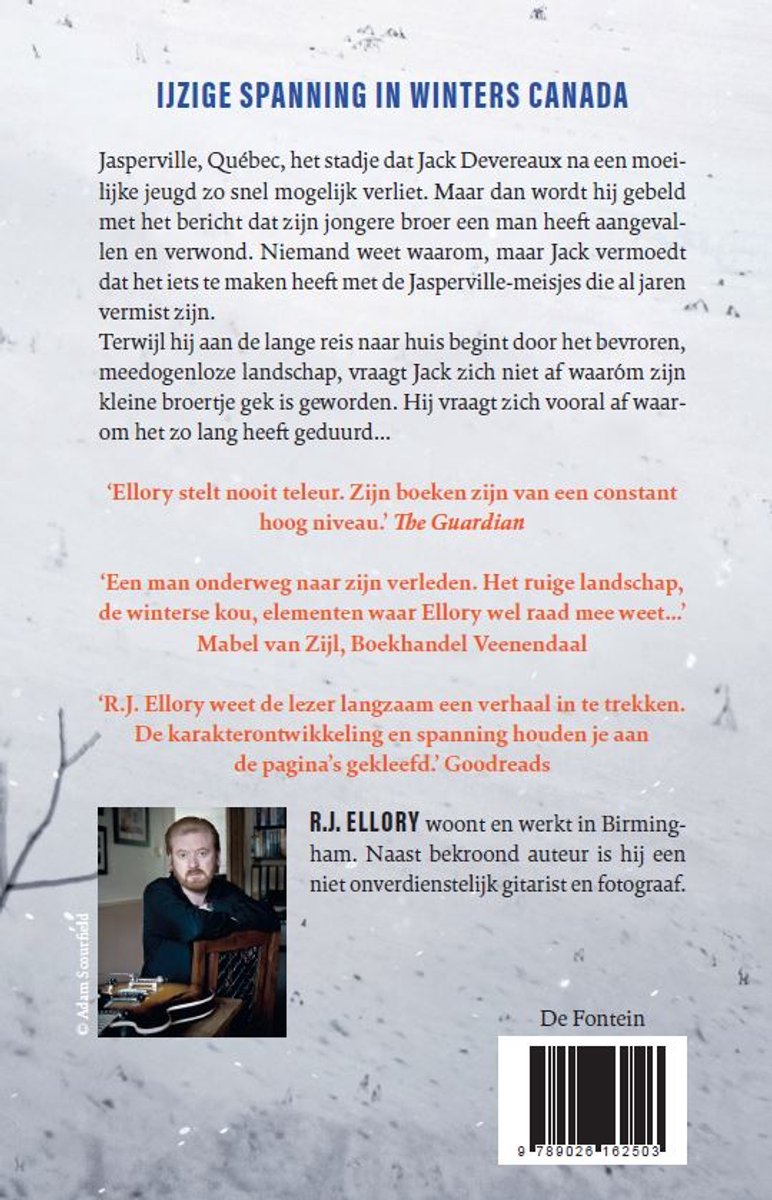 Boekomslag met tekst en een foto van auteur R.J. Ellory, zittend in een stoel, met een gitaar op de achtergrond.