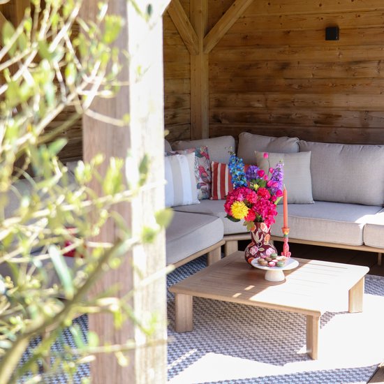 AXI Avery Salon de Jardin, angle, table basse, aspect bois, beige – Salon de jardin avec table - Structure en aluminium thermolaqué - 5 personnes