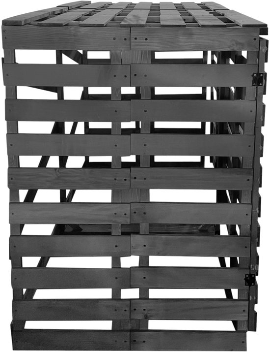 Grijze houten containerberging, gesloten met horizontale latten en een plat roosterdeksel.
