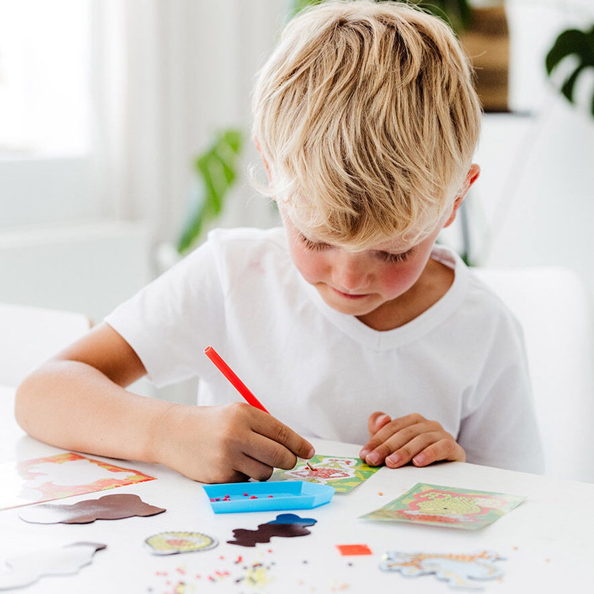The Grinch Diamond Painting magneten maken - Met 1100 steentjes - Speelgoed Kinderen - Knutselen - Voor meisjes en jongens - Vanaf 5 jaar - Totum — afbeelding 7