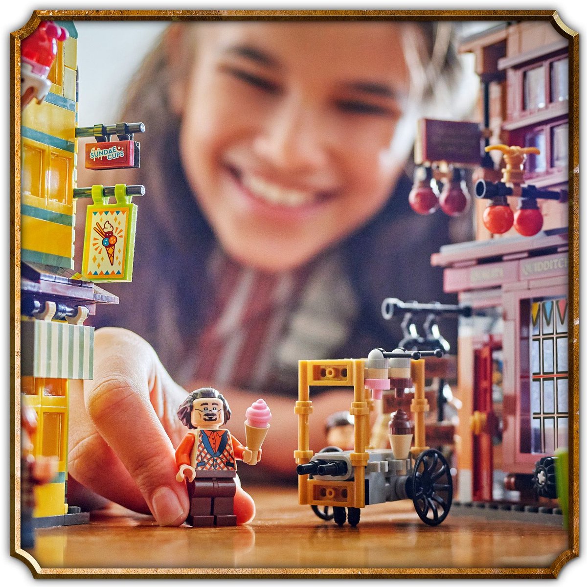 LEGO Harry Potter Zwik & Zwachtels Zwerkbalpaleis en IJssalon Set - 76452 – foto 6