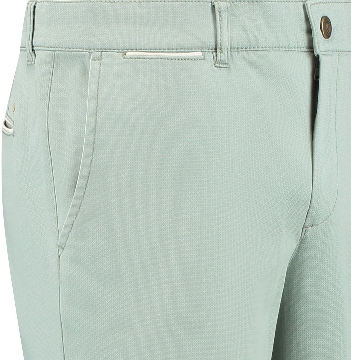COM4 - 21282105 - Modern Chino Collection