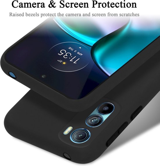 Coque Cadorabo pour Motorola EDGE 30 en NOIR LIQUIDE - Housse de protection en silicone TPU flexible Case Cover