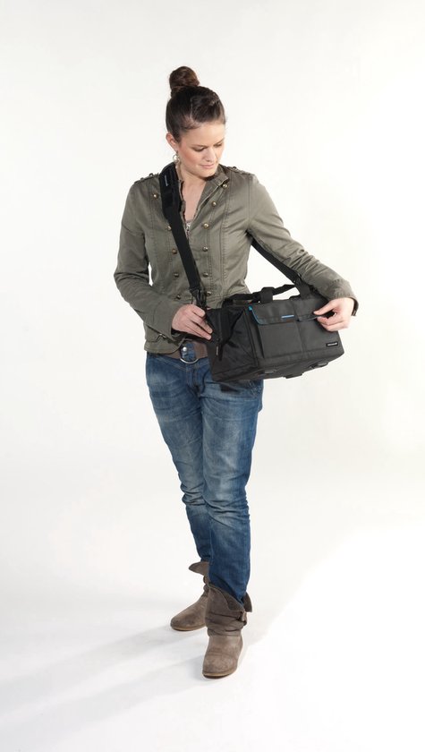 CULLMANN - 99602 - STOCKHOLM Maxima 235 Stylish Camera Bag For Compact Or CSC Camera With Lens, Grey - Internal Dimensions: 260x200x70mm - 460g Light - Leisure Style