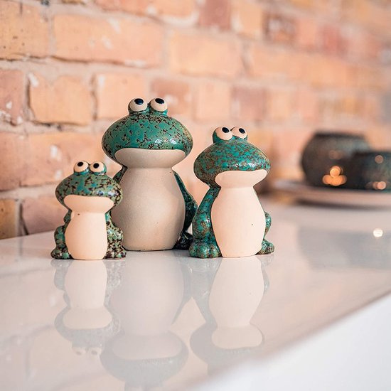 APOMOONS 130 stuks mini-harsdieren met 4 stuks hars paddenstoelen, mini lichtgevende figuren, kleine dieren, lichtgevend kleine figuren, miniatuur voor miniatuur, landschapstuinen, visbekken