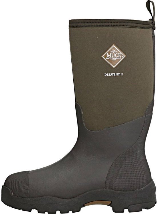 Bruine laars met groen bovenstuk en het Muck Boot Derwent II logo op de zijkant.