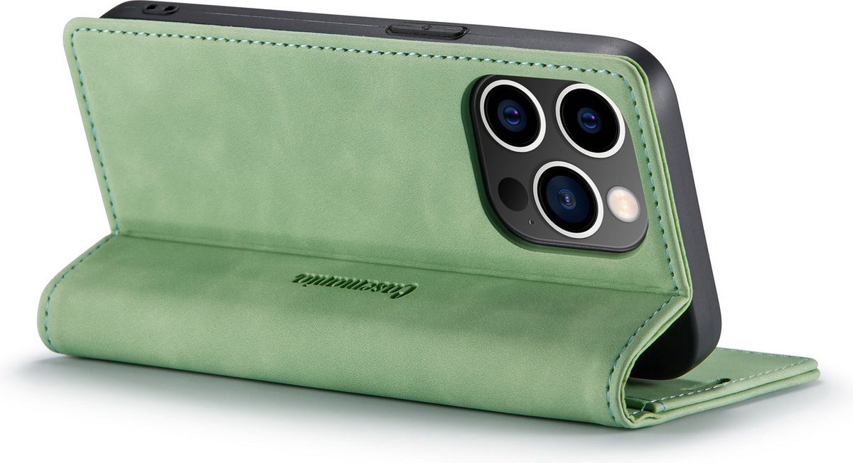 iPhone 14 Pro Max Bookcase hoesje - CaseMe - Effen Lichtgroen - Kunstleer