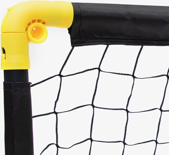 Umbro Voetbaldoel - Voetbalgoal 90 x 59 x 61 cm - Voetbal Goal Opvouwbaar - Makkelijk op te Bergen - Voetbal Training Doel voor Kinderen en Volwassenen - Kunststof - Zwart/ Geel - Umbro