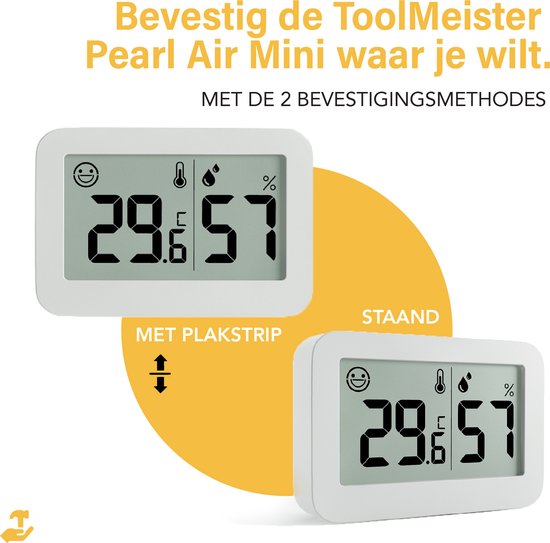 Twee witte digitale thermometers en hygrometers. Eén met plakstrip, de andere staand. Beide tonen temperatuur 29.5°C en luchtvochtigheid 57%.
