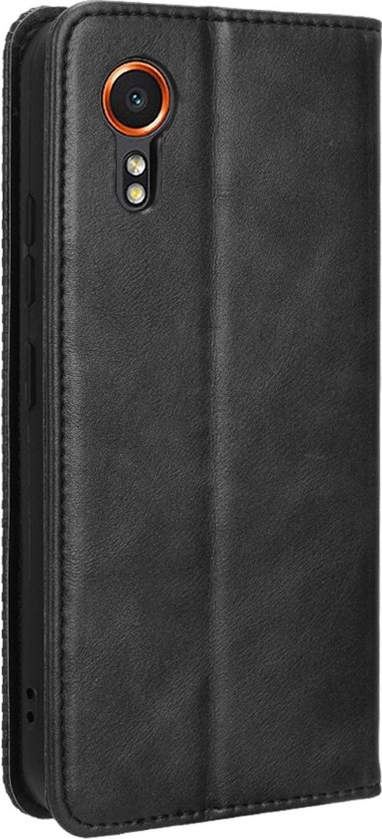 Mobigear Telefoonhoesje geschikt voor Samsung Galaxy Xcover 7 Hoesje | Mobigear Sensation Bookcase Portemonnee | Pasjeshouder voor 3 Pasjes | Telefoonhoesje voor Pinpas / OV Kaart / Rijbewijs - Zwart