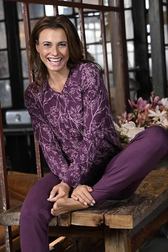 Paarse bloemen pyjama Ringella Paars Maat 42 bol