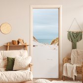Deurposter 95x235 cm - Deursticker Zee achter de duinen - Meubelfolie zelfklevend - Deurfolie woonkamer - Interieurfolie fotobehang - Deur plakfolie - Deurstickers - Deurbehang sticker - Kamer decoratie
