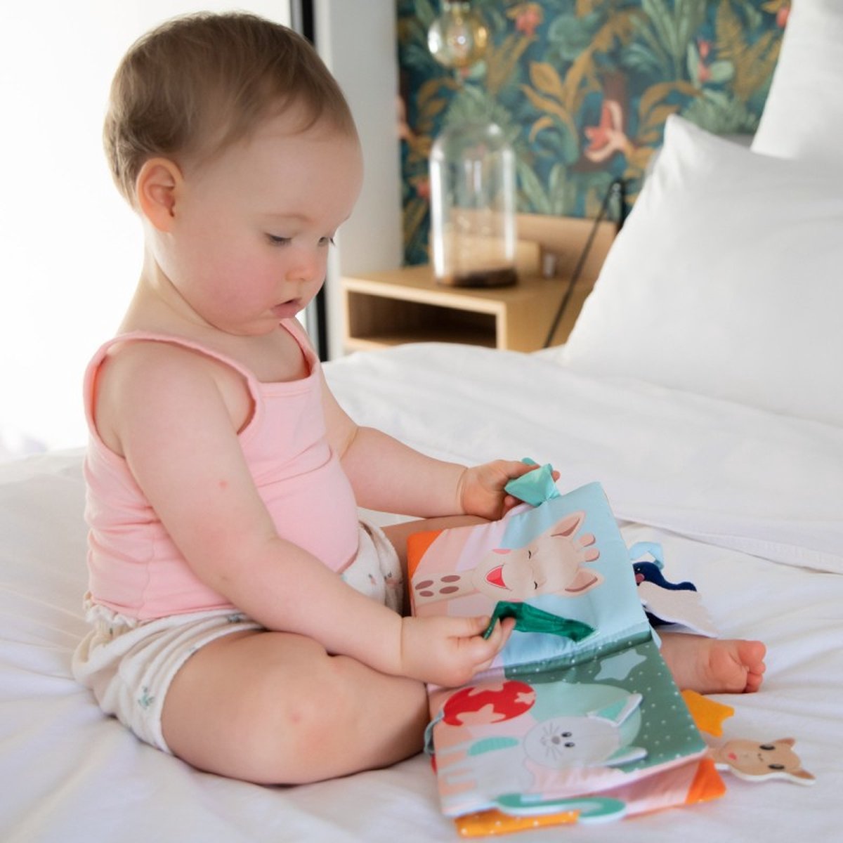 Sophie de giraf Ontdekboekje - Babyboekje - Baby boek - Baby speelgoed - Kraamcadeau - Babyshower cadeau - Vanaf 3 maanden - 26x25x4 cm — afbeelding 8