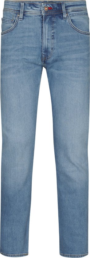 Lichtblauwe jeans met knoopsluiting en kenmerkende Petrol Industries-stiksels.