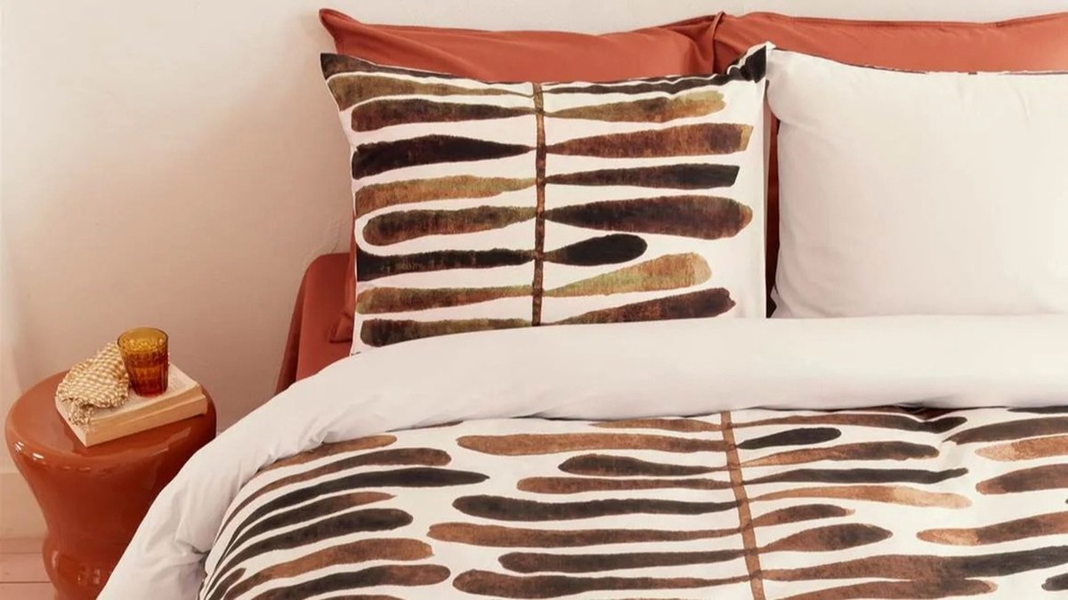 vtwonen Botanic Stripe dekbedovertrek - Lits-Jumeaux XL - 260x200/220 - Steenrood