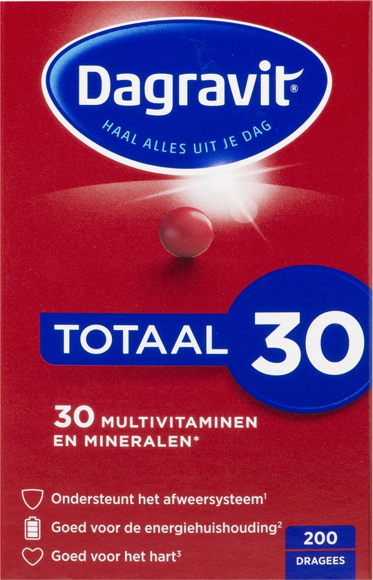 Rode verpakking met Dagravit logo, 'TOTAAL 30 MULTIVITAMINEN EN MINERALEN', en een rode tablet.