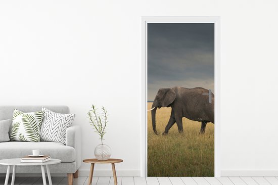 Deurposter 80x205 cm - Deursticker Olifant - Savanne - Dieren - Natuur - Meubelfolie zelfklevend - Deurfolie woonkamer - Interieurfolie fotobehang - Deur plakfolie - Deurstickers - Deurbehang sticker - Kamer decoratie