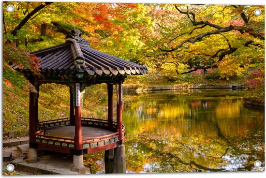 WallClassics - Tuinposter – Gazebo bij een Vijver - Secret Garden - Seoul - 75x50 cm Foto op Tuinposter (wanddecoratie voor buiten en binnen)