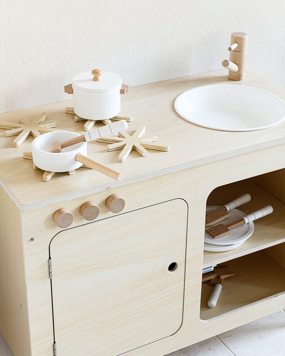 Petite Amélie Speelkeuken Parisienne - Kinderkeuken inclusief muur plank - H 52 cm — afbeelding 8