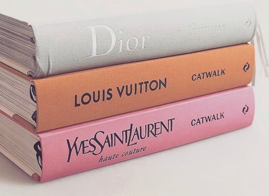Thames and Hudson Ltd: Louis Vuitton Catwalk - The Complete