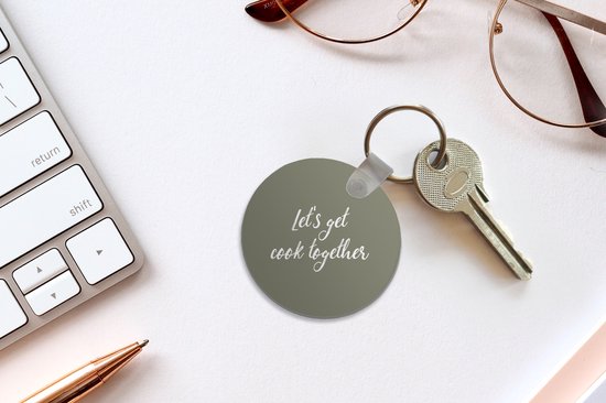 Porte-clés - Proverbes - Let's cuisiner ensemble - Citations - Cuisine - Plastique - Rond - Distribution de cadeaux