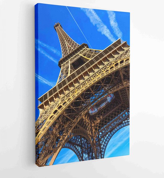 Tour Eiffel de Paris à Paris, France. La Tour Eiffel est l'un des sites les  plus... | bol.com