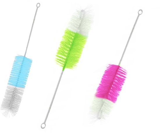 Drie flesborstels met blauw/wit, groen/wit en roze/wit geblokte borstelharen.