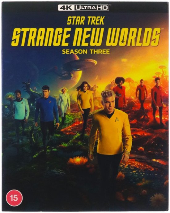 Star Trek Strange New Worlds Seizoen Drie 4K Ultra HD Blu-ray hoes. Cast in Starfleet uniformen op een buitenaardse planeet.