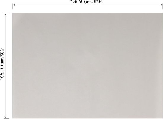 Een plat, lichtgrijs vel papier met afmetingen van 420 mm (16,54") bij 297 mm (11,69").