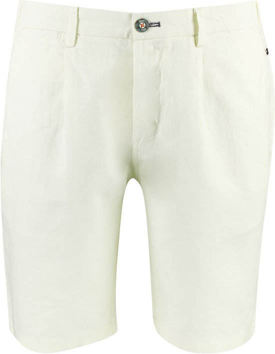 Gebroken witte chino shorts met plooien aan de voorkant, logoknoop en zijzak.
