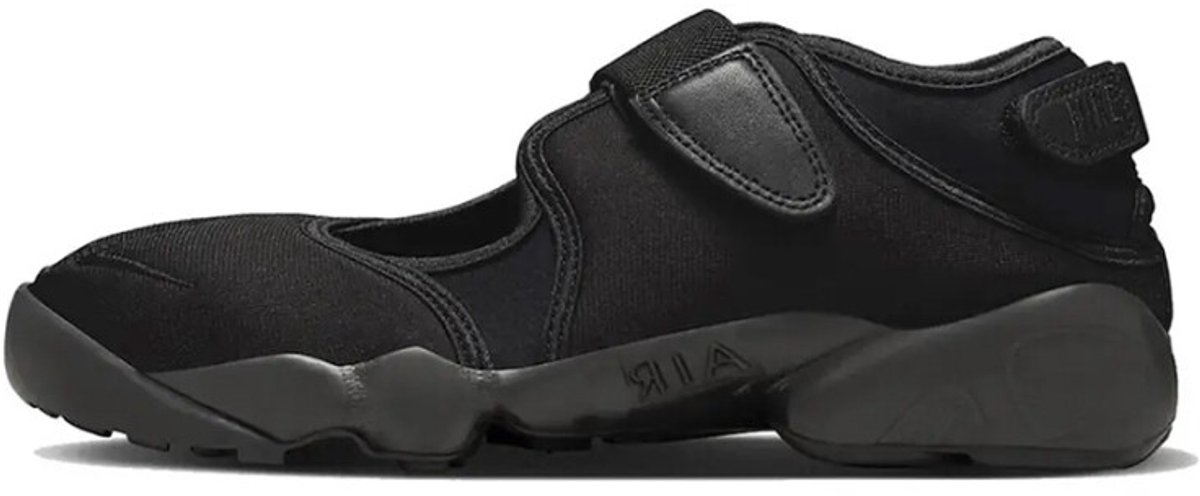 Nike Air Rift ‘Triple ‘ Zwart