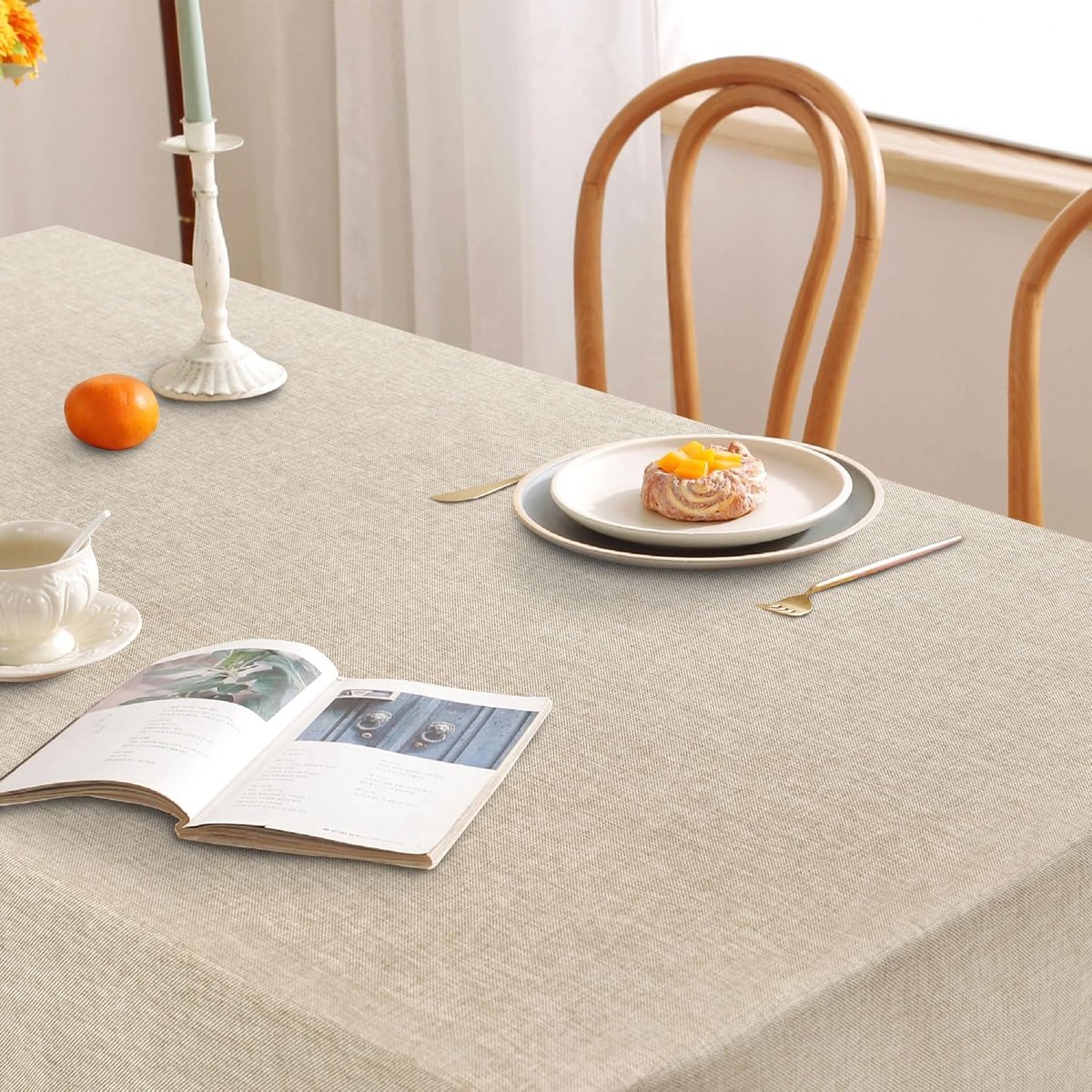 Tafelkleed Linnenlook - Beschermend Kleed - Eettafel Aankleden - Waterafstotend Materiaal - 270 x 160 cm - Linnen Beige