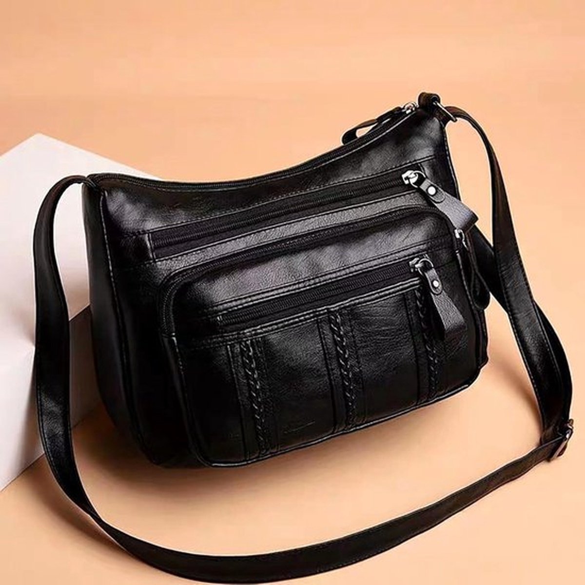 Mode schoudertassen met grote capaciteit voor vrouwen, effen gekleurde crossbody-tassen, meerdere zakken, hoogwaardige zachte PU schoudertassen voor vrouwen