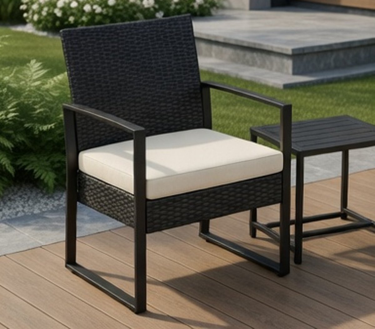 Luxe Balkon- en Tuinmeubelset 3-delig – Weerbestendige PE-Rotanstof Stoelen met Kussens + Geharde Glazen Tafel – Compacte Loungeset voor Balkon, Terras & Tuin – Zwart & Beige medahomestore