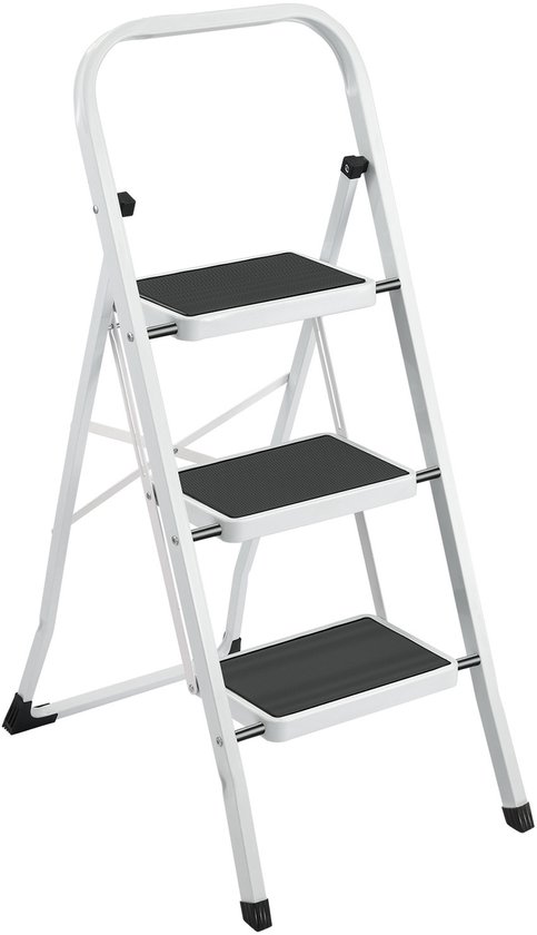 Wit, inklapbaar huishoudtrapje met 3 zwarte, antislip treden en een handvat.