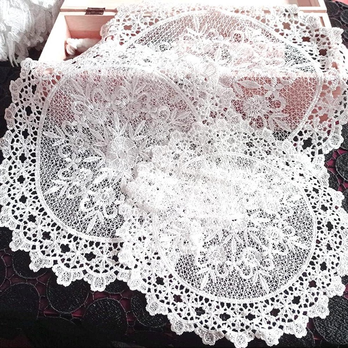 Ronde Placemats - Tafelmat Kant - Tafeldecoratie - Geborduurd Kant - 20 cm - Wit