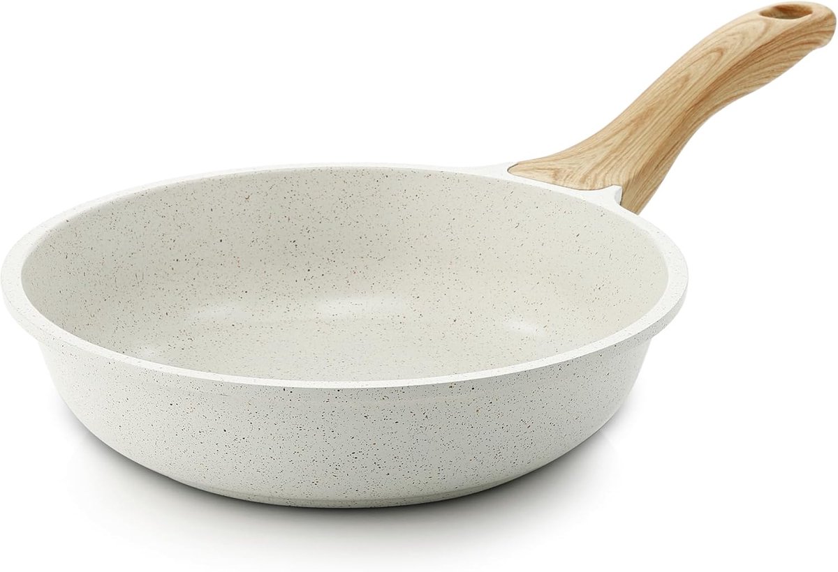 Daity Koekenpan — 8-inch eierpan — Pan met antiaanbaklaag — Geschikt voor inductie — Met hittebestendige handgreep — PFAS-vrij — Wit