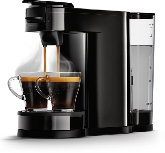 Zwarte Senseo koffiezetapparaat met twee kopjes koffie. Rook stijgt op uit de kopjes.