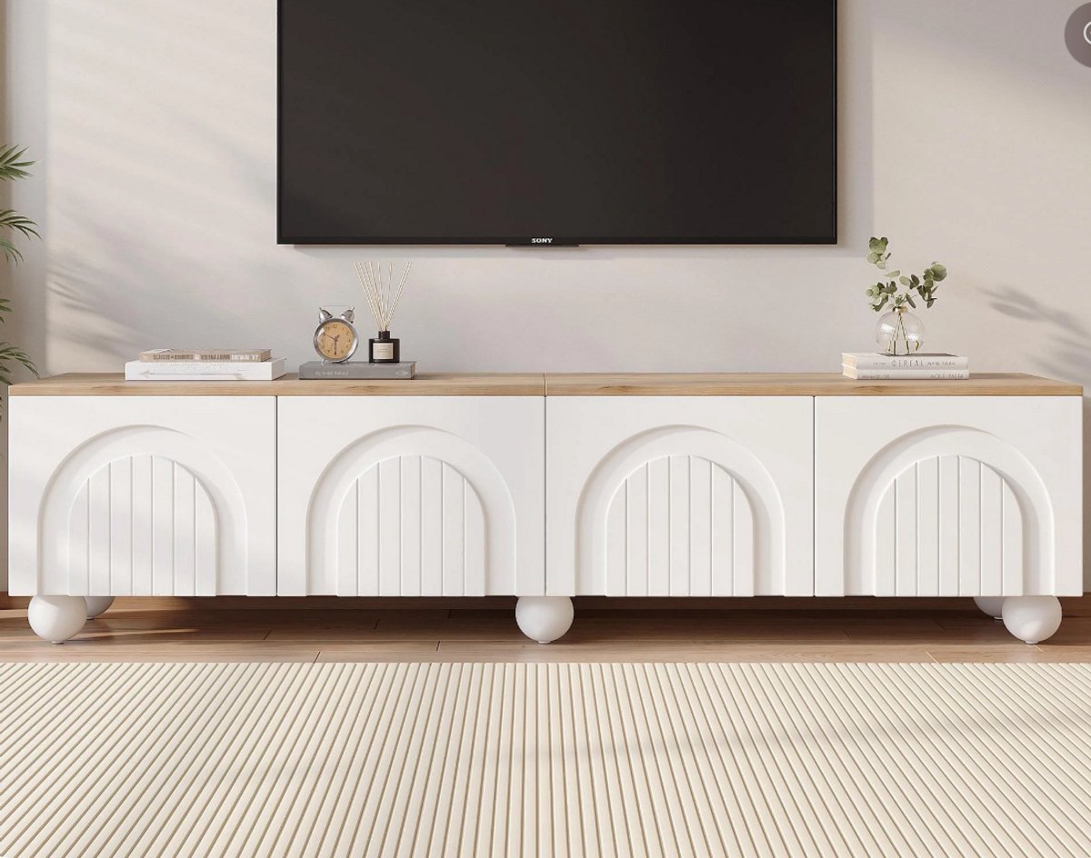 TV-meubel 180 cm Wit met Houtlook – Modern TV Kast met 4 Deuren en Ruime Opbergruimte voor 80 Inch TV – Scandinavisch Design – Furnitureland