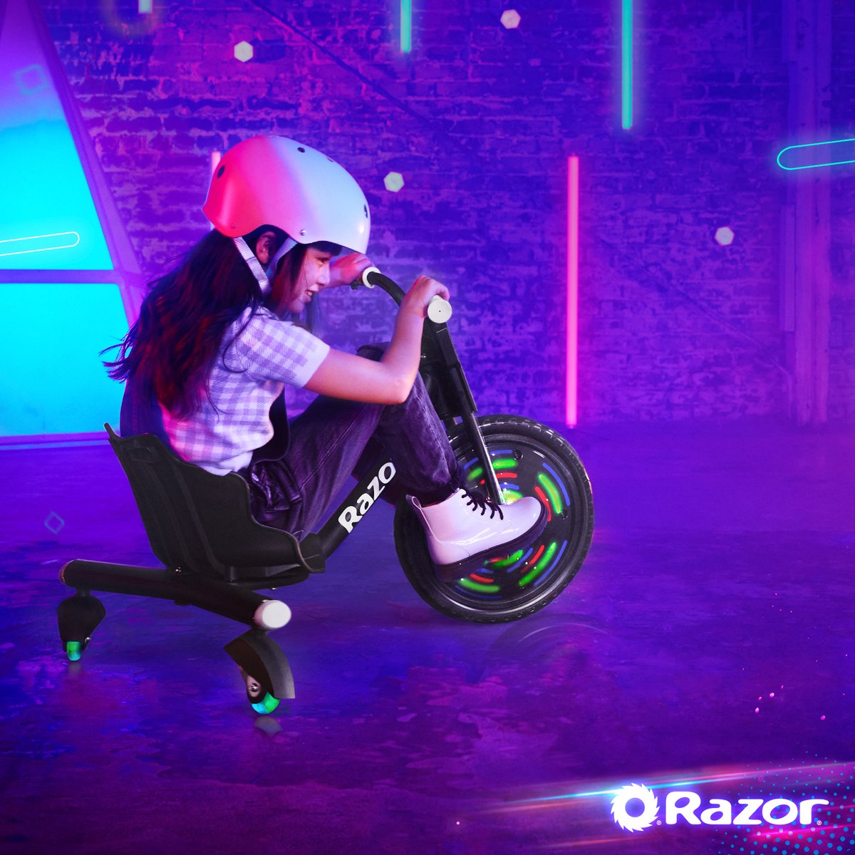 Razor RipRider 360 Lightshow - Skelter - Zwart - 360° Draaien - LED Verlichting - Voor Kinderen - Tot 73 kg - Vanaf 5 jaar — afbeelding 16