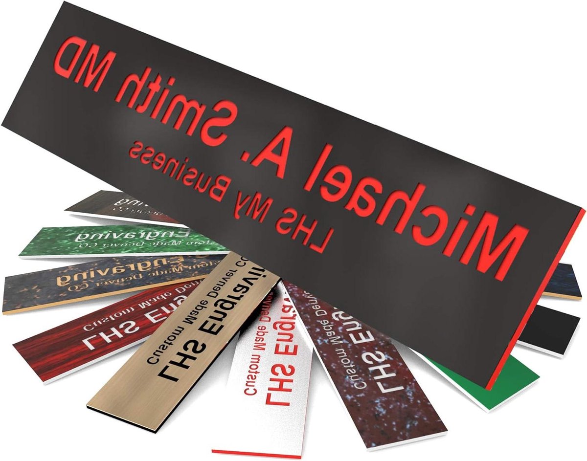 Gepersonaliseerde Naamplaat - Naambord Deur - Kantoor Inrichting - UV Beschermd Plastic - 2x10 Inch - Zwart Rood