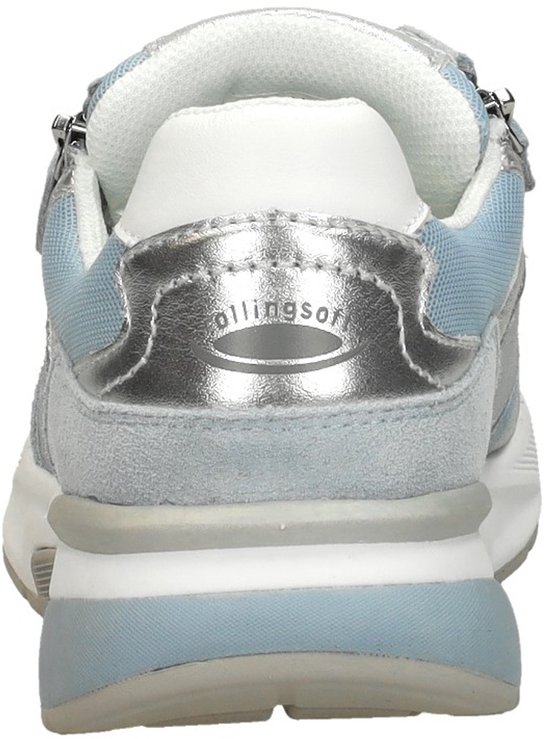 Achterkant lichtblauwe Gabor sneaker met zilveren Gabor Rollingsoft logo.