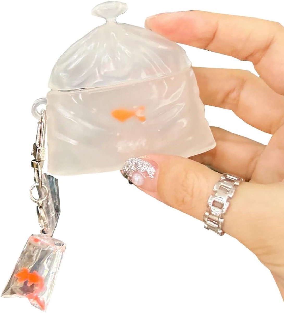 AirPods 4 Hoesje - Beschermhoes Oplader - Oordopjes Beschermen - 3D Cartoon Goudvis - Nauwkeurige Pasvorm - Transparant