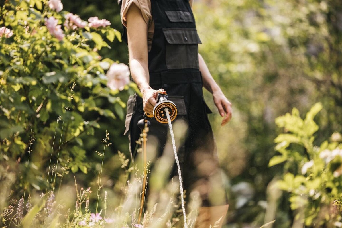 Fiskars Spuitpistool Multi - Tuinspuit Waterpistool - Tuin Besproeien