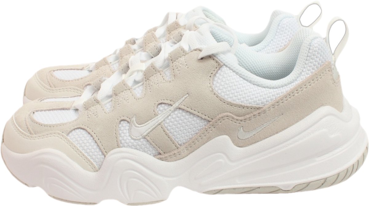 Nike sneakers maat 42
