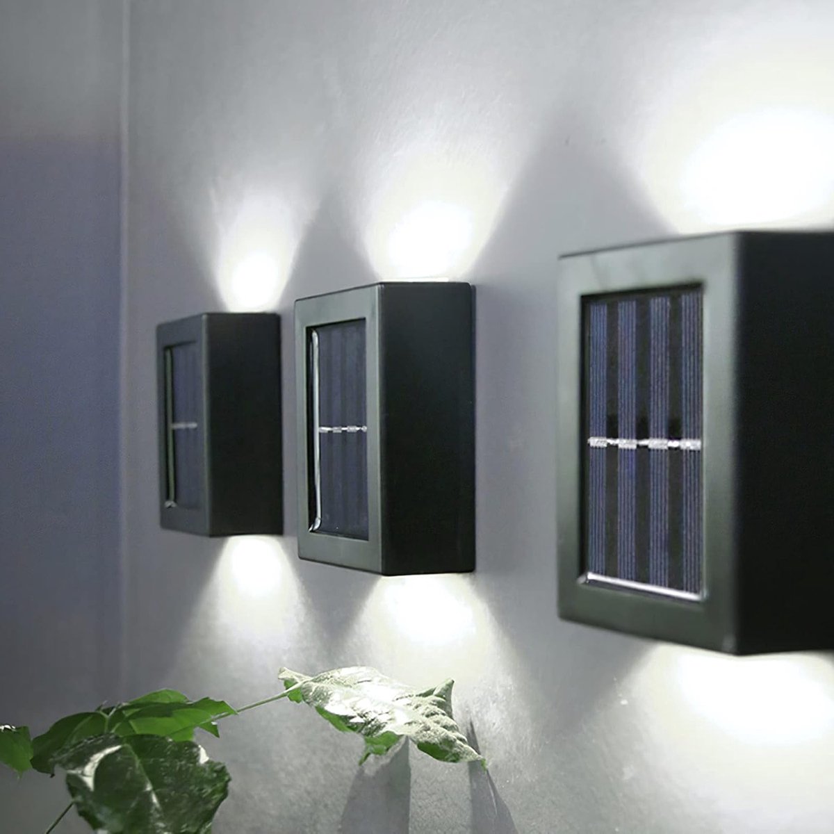 Decoratieve LED Solar Tuinverlichting - 4 Stuks Waterdicht IP65 voor Tuin, Terras en Trapverlichting