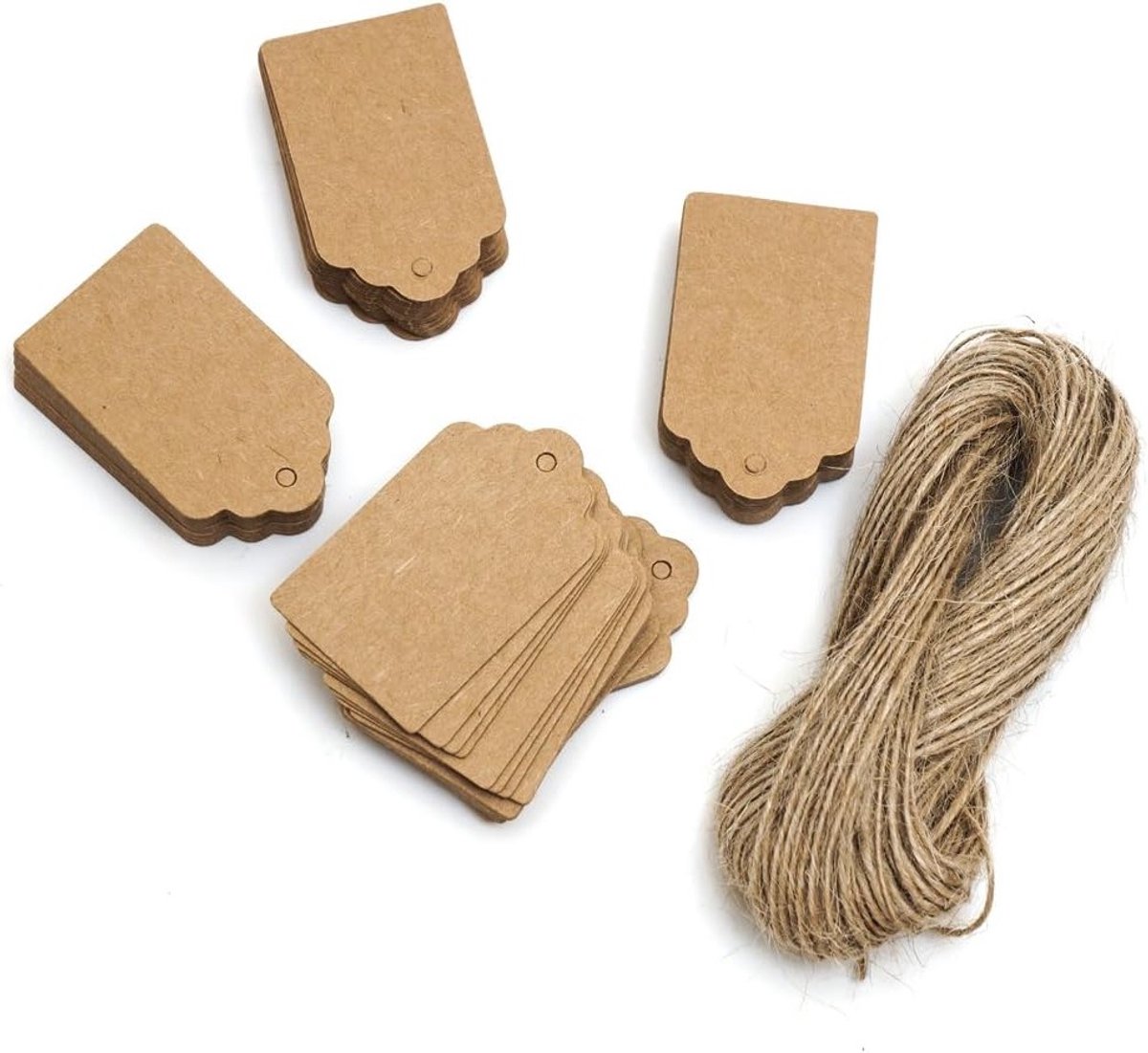 Set van 100 Cadeautags, Prijslabels, Naamkaartjes en Papieren Hangtags van Kraftpapier met 2 Meter Draad voor Zelfontworpen Verpakkingen en Decoraties